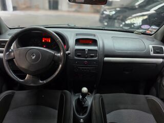Clio 1.2i Essence-GPL 2010 occasion 78680 &Eacute;p&ocirc;ne