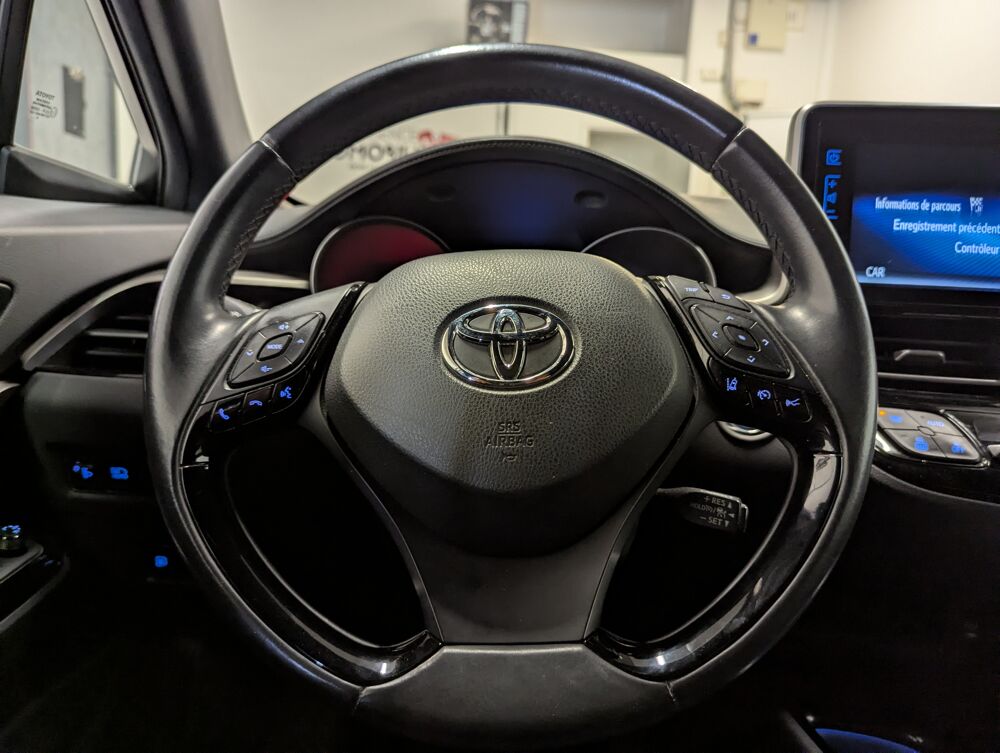 C-HR 1.8 HYBRIDE 122 GRAPHIC 2018 occasion 95800 Cergy
