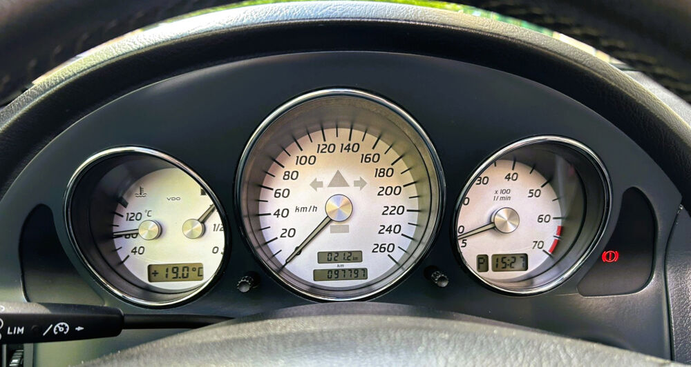 SLK 200 KOMPRESSOR SPECIAL EDITION *EDITION LIMITEE* 2002 occasion 92370 Chaville
