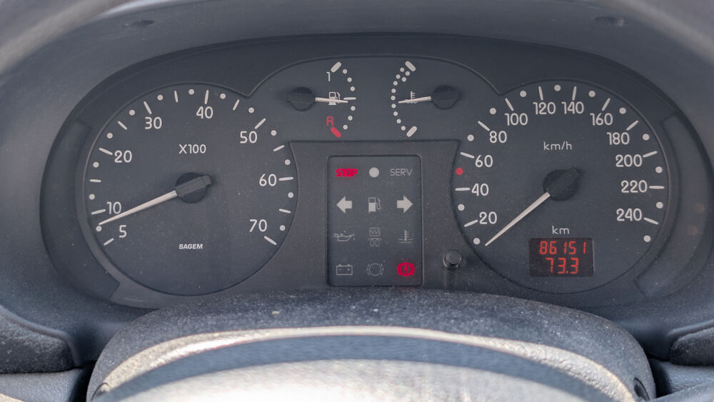 Clio II 5 Portes 1.4 i 75cv 2000 occasion 91120 Palaiseau
