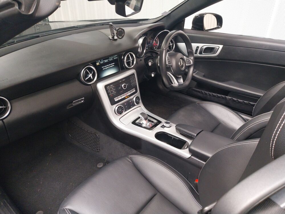 SLC 300 245 SPORT LINE 9G-TRONIC BVA 2019 occasion 56000 Vannes