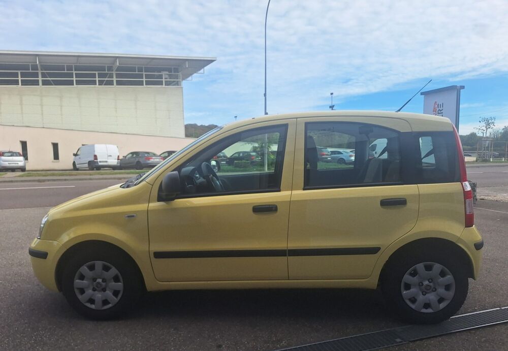 Panda 1.2 8v 69ch Dynamic Euro5 2011 occasion 90400 Danjoutin
