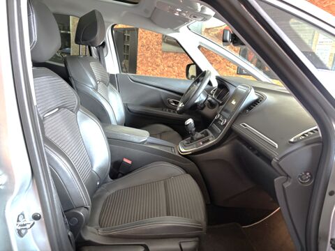 Grand scenic IV Grand Scenic 1.3 TCe 140ch FAP Business 7 places 2020 occasion 59640 Dunkerque