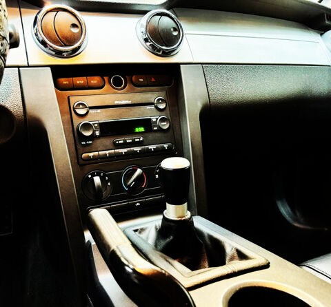 Mustang Saleen 4.6L V8 S281 N&deg;05-0106 - 28620 km (17784 miles) - Hom 2005 occasion 71300 Montceau-les-Mines