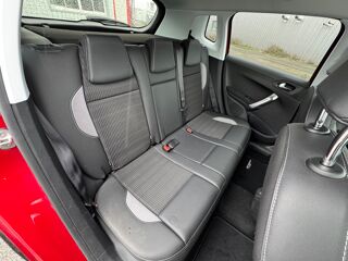 2008 1.2 110 BVM6 ALLURE | ENTRETIEN PEUGEOT | CARPLAY | CAMERA | 2019 occasion 44860 Pont-Saint-Martin