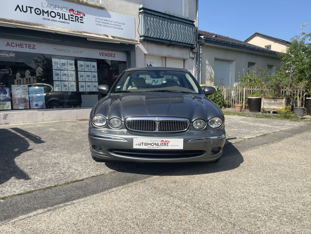 X-Type 2.0 D 130cv - EXECUTIVE 2006 occasion 49124 Saint-Barth&eacute;lemy-d'Anjou