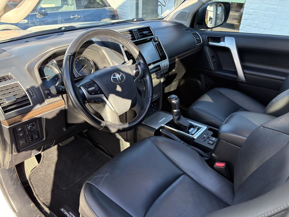 Land Cruiser 177 D-4d Lounge Bva 3p 2 Places GARANTIE RELAX 2020 occasion 59300 Valenciennes
