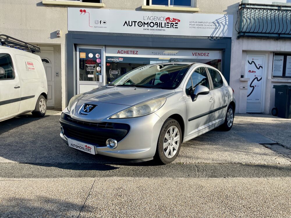 207 5 portes 1.4 HDi 70cv 2008 occasion 49124 Saint-Barth&eacute;lemy-d'Anjou
