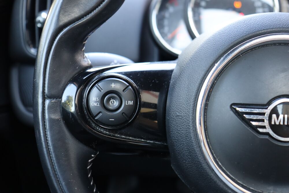 Countryman 2.0 150 Exquisite BVA8 (Toit ouvrant, CarPlay) 2018 occasion 88000 &Eacute;pinal