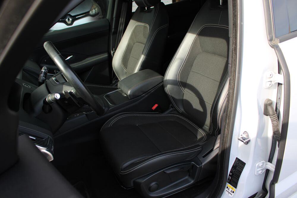 E-PACE 2.0 D150 150 S AWD BVA (Cam&eacute;ra de recul, CarPlay, Palettes a 2019 occasion 34200 S&egrave;te