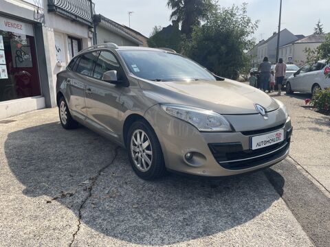 M&eacute;gane III Estate 1.5 dCi 110 cv - XV de France 2011 occasion 49124 Saint-Barth&eacute;lemy-d'Anjou