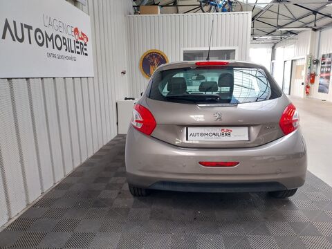 208 1.6 VTI 120 ch Allure 2014 occasion 56000 Vannes