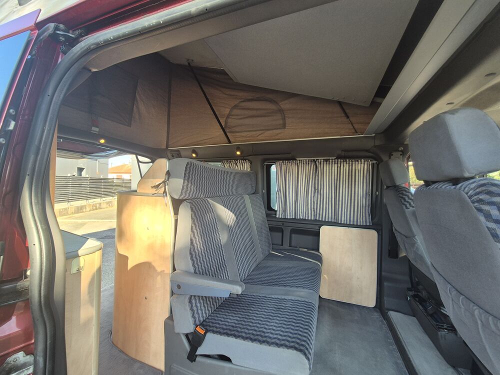 Transit 2.0 TDci 125 cv Nugget - Toit relevable - 2003 occasion 25400 Audincourt