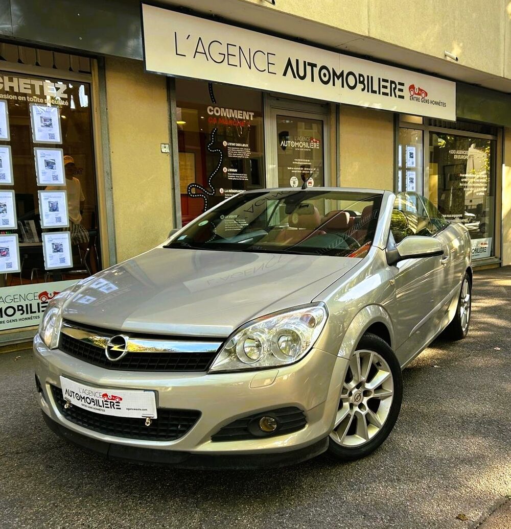 Astra III TWINTOP 1.8 140 LINEA ROSSA BVA 2009 occasion 92370 Chaville