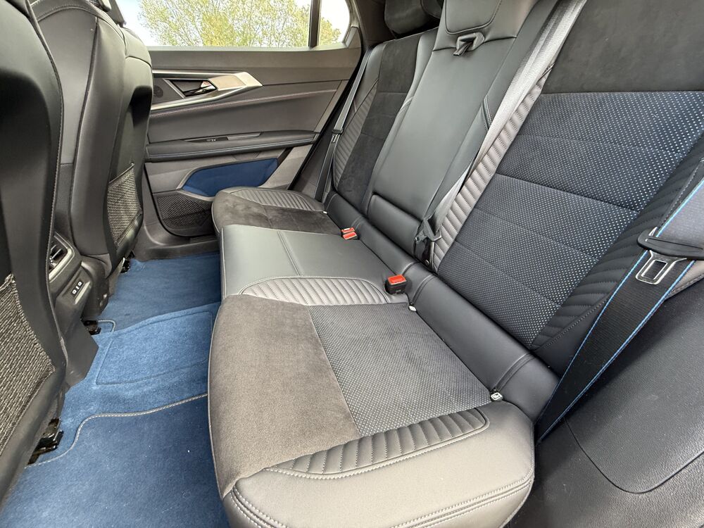 Rafale 1.2 HYPER HYBRID E-TECH 4X4 300 ATELIER ALPINE 2024 occasion 44860 Pont-Saint-Martin