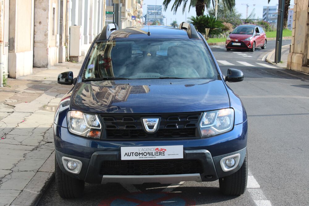 Duster 1.2 TCE 125ch BLACK TOUCH 4X2 ( Entretien DACIA, 1&egrave;re main, 2017 occasion 34200 S&egrave;te