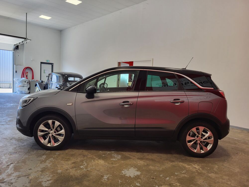 Crossland X 1.2 TURBO 110 INNOVATION BVM6 + CARPLAY + CAMERA DE RECUL 2018 occasion 37170 Chambray-l&egrave;s-Tours
