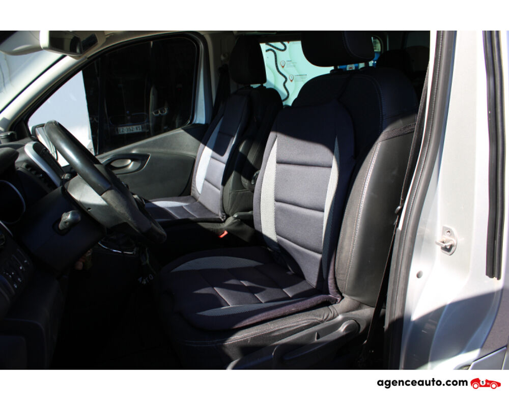 Vivaro COMBI 1.6 CDTI 115 - L1H1 PACK PLUS CLIM ( Moteur &agrave; cha&icirc;ne, 2015 occasion 34200 S&egrave;te