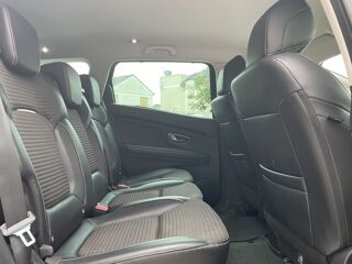 Grand scenic IV IV 1.7 dCi 120 cv INTENS - 7 places APPLE CAR Chaine de dist 2019 occasion 49124 Saint-Barth&eacute;lemy-d'Anjou