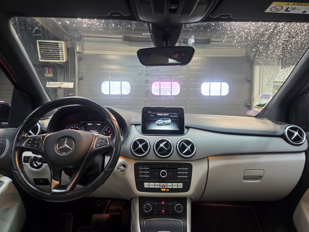Classe B B180 122ch Sensation automatique 7G-DCT 2015 occasion 71300 Montceau-les-Mines