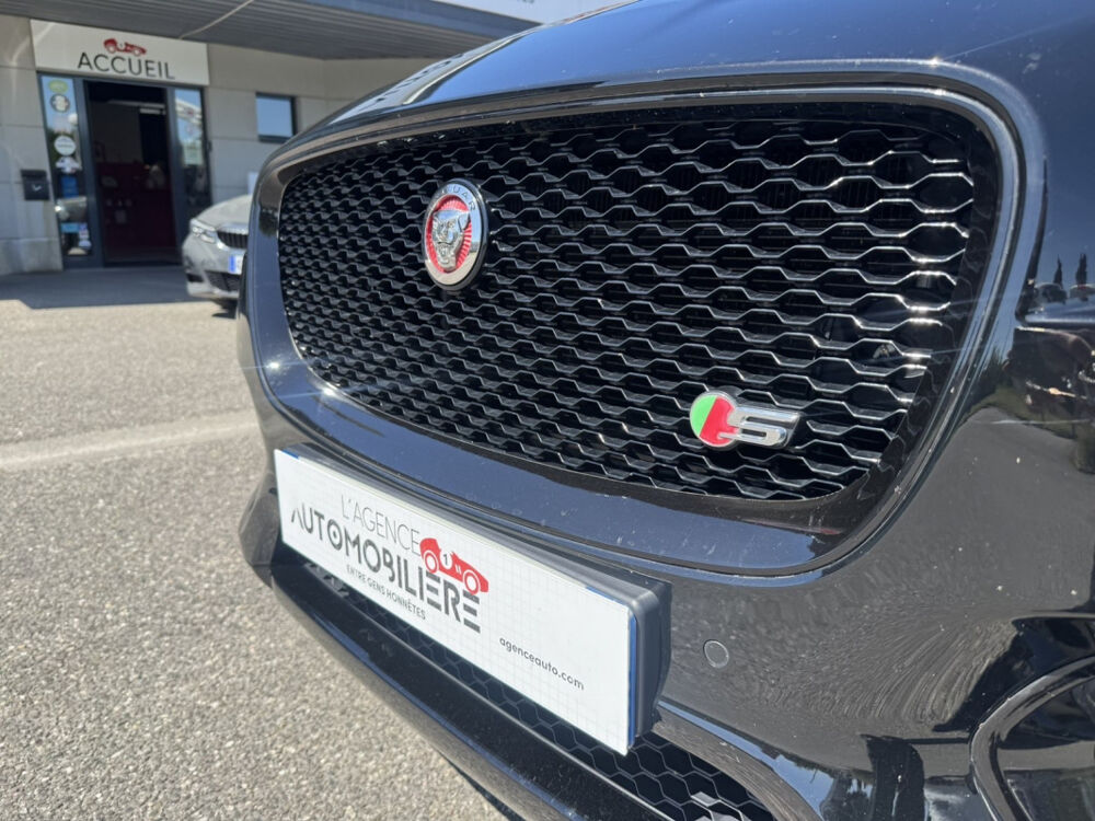 F-PACE 3.0 d v6 300 ch bva awd S premi&egrave;re &eacute;dition 2016 occasion 68390 Sausheim