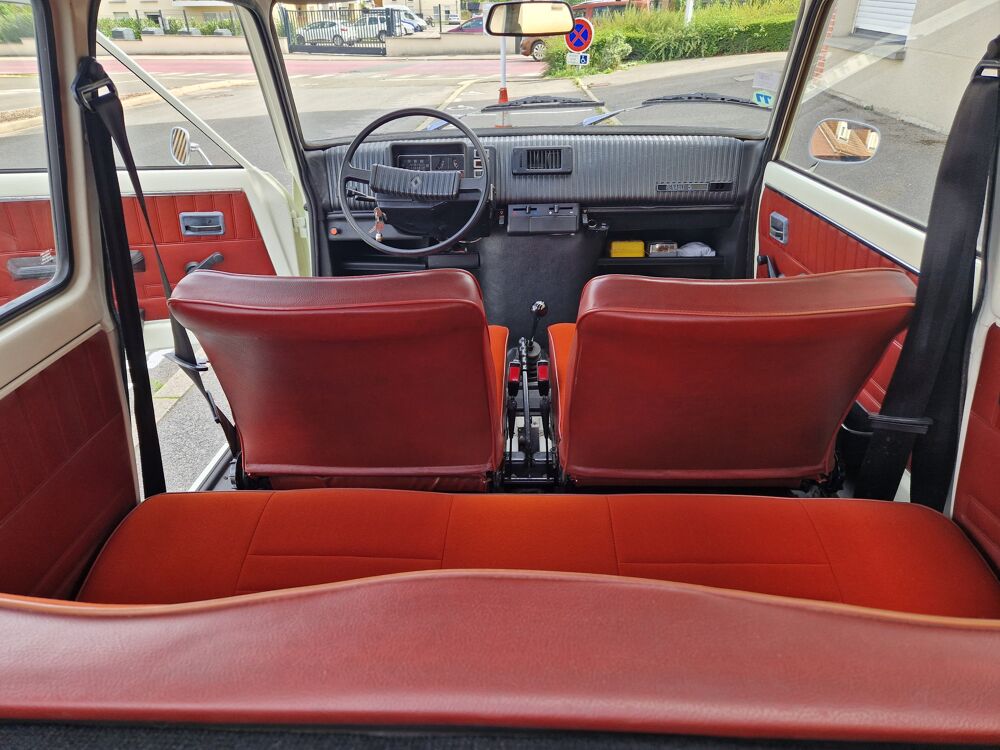 R5 TL expertis&eacute;e cabinet classic Auto 1977 occasion 80480 Salou&euml;l