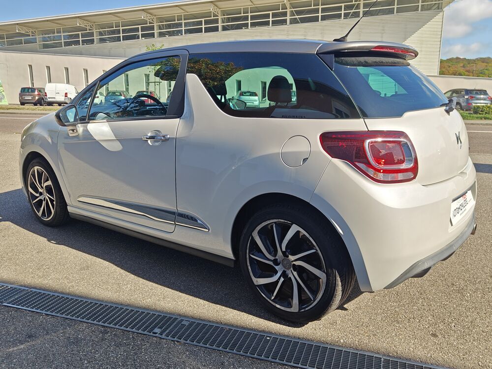 DS3 1.2 PureTech 110ch So Chic EAT6 2015 occasion 90400 Danjoutin