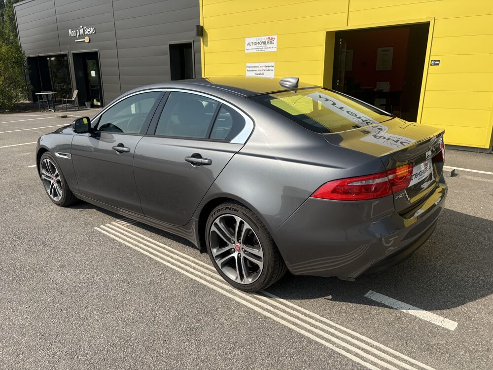 XE 2.0 200 Pure Auto 2016 occasion 76760 Yerville