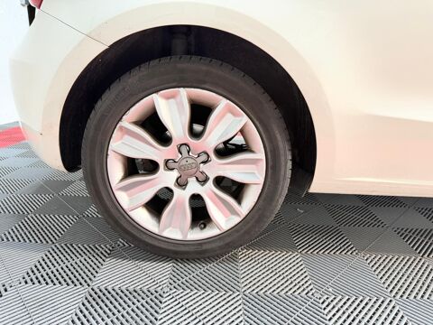 A1 I 3 Portes 1.6 TDI 16V 105 cv 2011 occasion 71300 Montceau-les-Mines