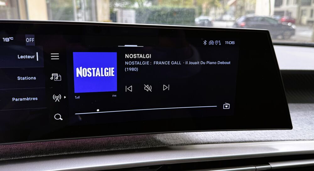 3008 1.2 HYBRID 136 ALLURE E-DCS6 -ENTRETIENS COMPLET PEUGEOT-GAR 2024 occasion 92370 Chaville
