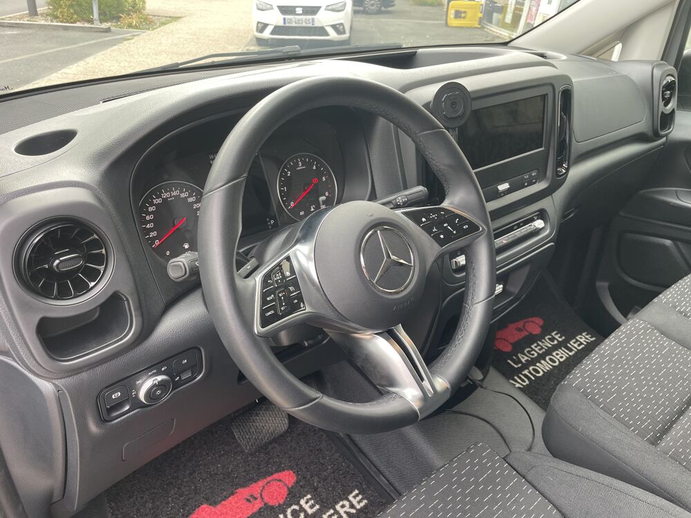 Vito 114 CDI Compact 9G-Tronic - Attelage 1&egrave;re main Prix HT 39 9 2025 occasion 49124 Saint-Barth&eacute;lemy-d'Anjou