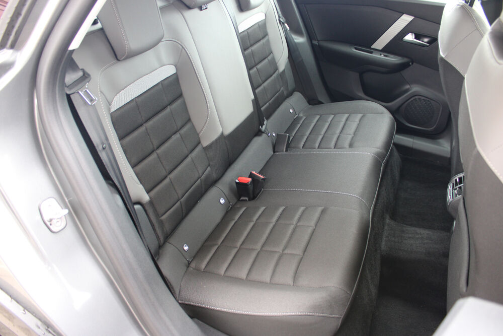 C4 1.2 145 MHEV HYBRID PLUS E-DCS6 BVA START-STOP ( 1&egrave;re main, 2025 occasion 34200 S&egrave;te