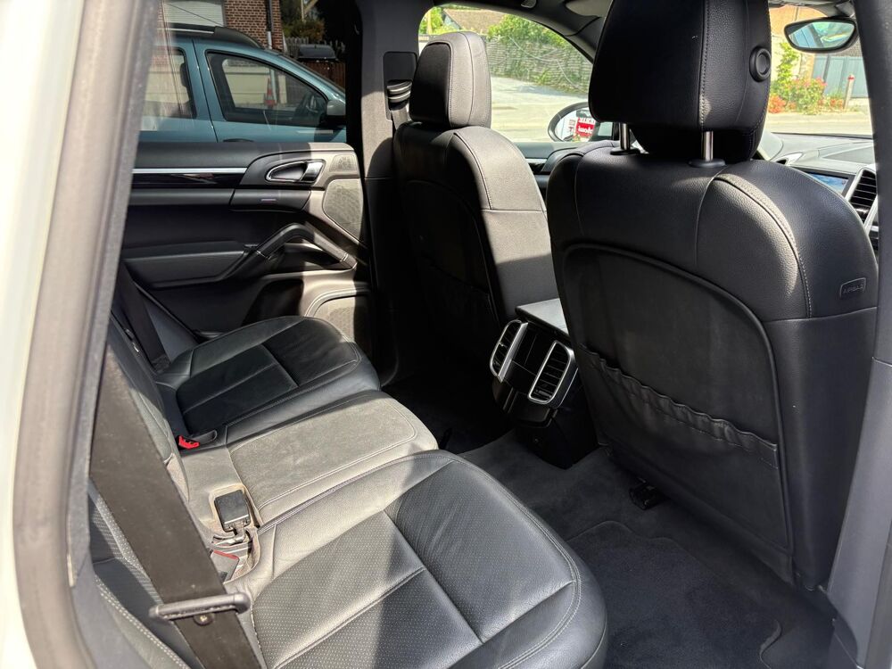 Cayenne II 3.0 V6 D 245 TIPTRONIC TOIT OUVRANT PANO 2013 occasion 59300 Valenciennes