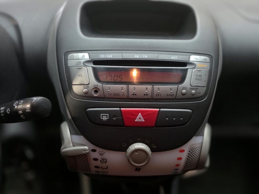 Aygo 1.0 VVT-i 68ch Confort 2010 occasion 78680 &Eacute;p&ocirc;ne