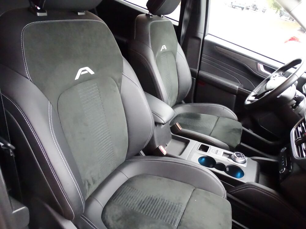 Kuga 2.5 L FLEXIFUEL HYBRID TOIT PANORAMIQUE 2024 occasion 27500 Pont-Audemer