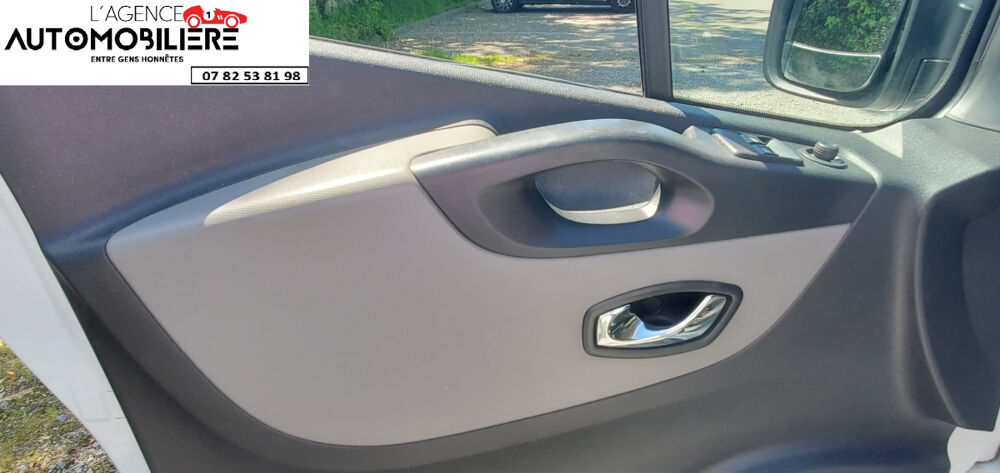 Trafic dCi 115 L1H1 Grand confort 2015 occasion 60700 Fleurines