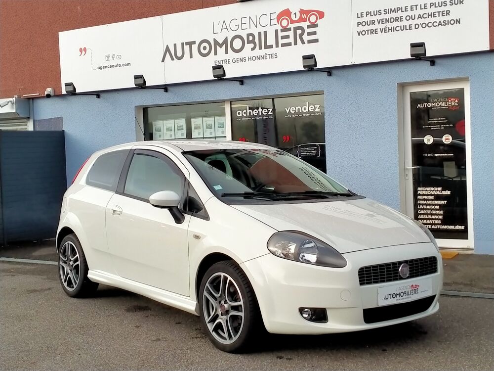Grande Punto 1.4 16v T-jet 120ch Sport 3p 2009 occasion 90400 Danjoutin