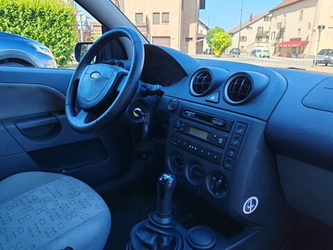 Fiesta 1.3 i 70 cv 2003 occasion 25300 Pontarlier