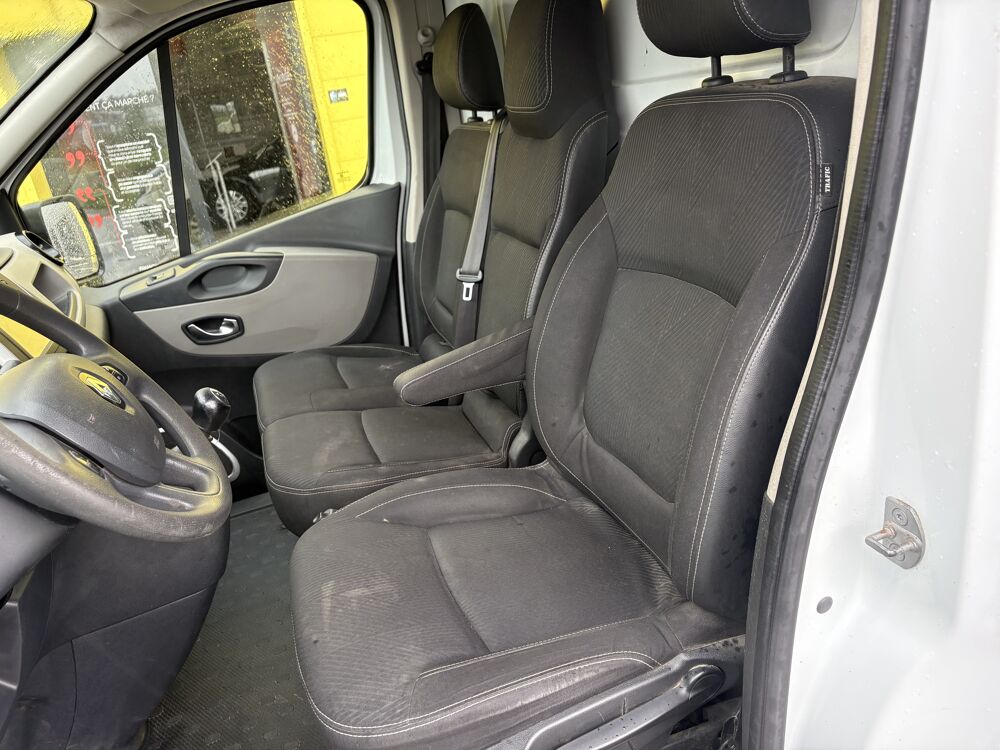 Trafic 1.6 DCI L1H1 115ch GRAND CONFORT 2015 occasion 76760 Yerville