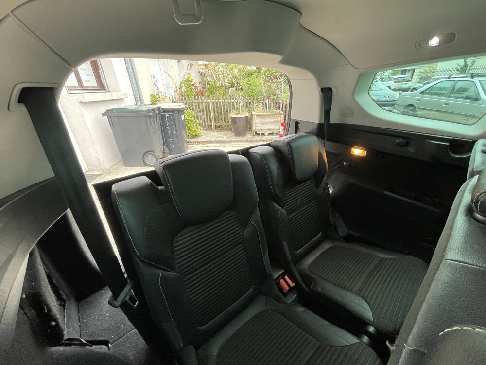 Grand scenic IV IV 1.7 dCi 120 cv INTENS - 7 places APPLE CAR Chaine de dist 2019 occasion 49124 Saint-Barth&eacute;lemy-d'Anjou