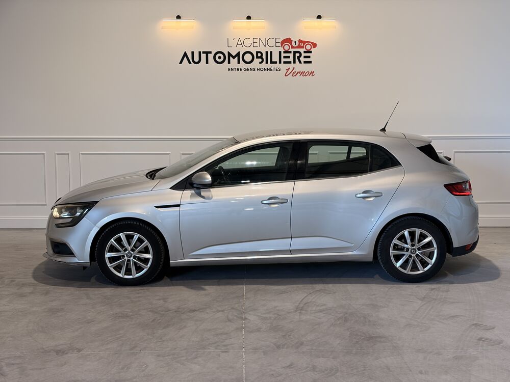 M&eacute;gane IV 1.5 DCI 110 ENERGY ZEN / ATTELAGE 2016 occasion 27620 Gasny