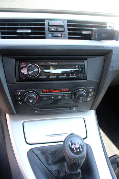 S&eacute;rie 3 325i 218 CH Premiere 2005 occasion 70000 Vesoul