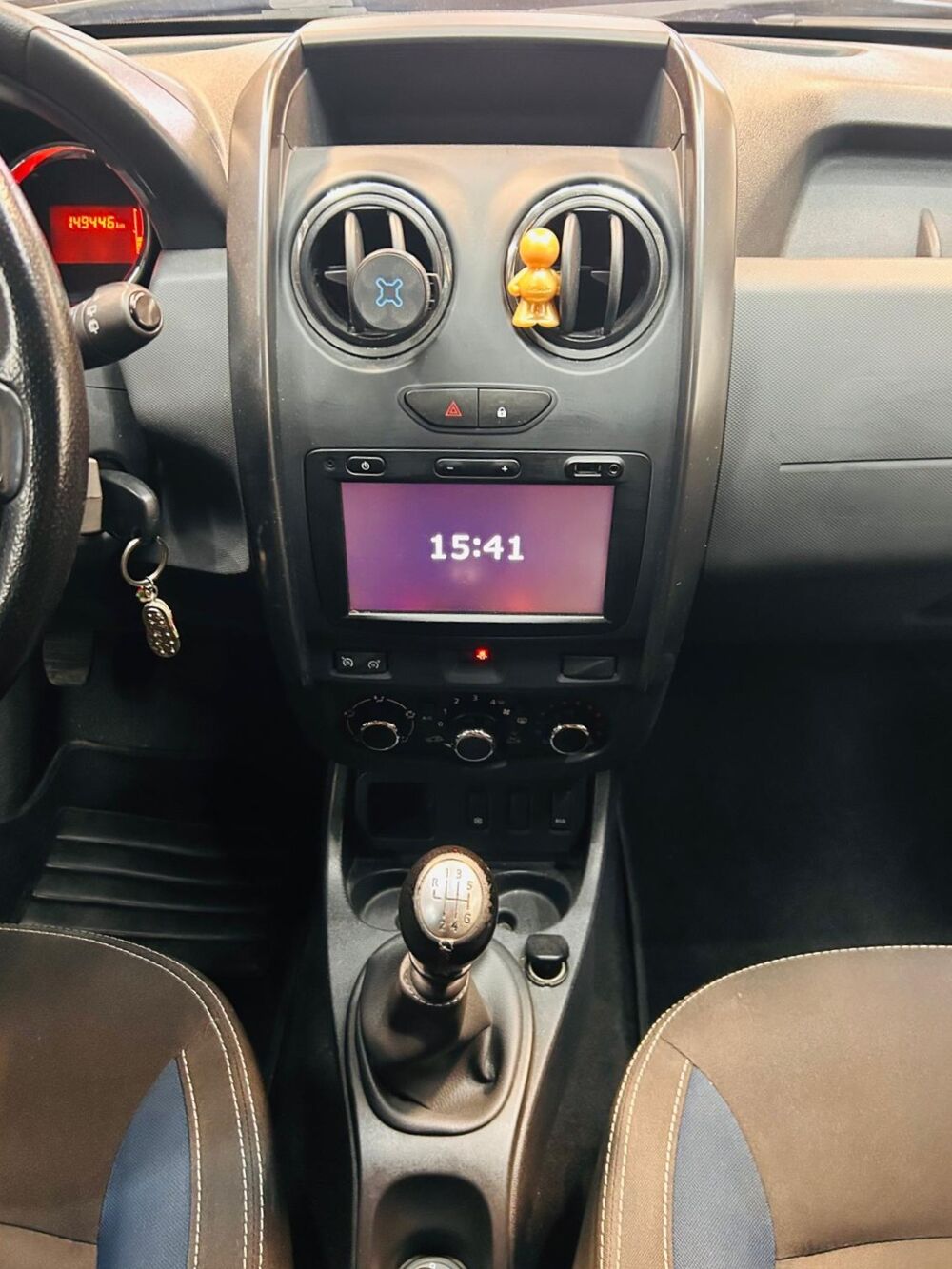 Duster 1.5 dCi 110 cv - Finition Laur&eacute;ate – 149 500 km – SUV Diesel 2015 occasion 71300 Montceau-les-Mines