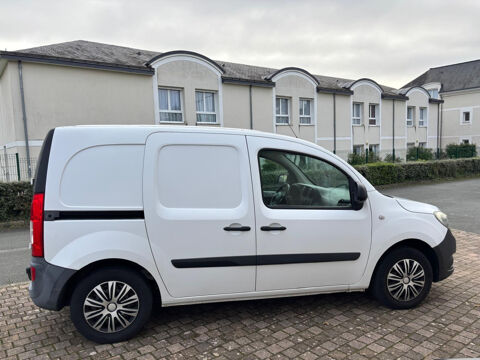 Citan fourgon 109 CDI 1.5 90 cv - Attelage 2012 occasion 49124 Saint-Barth&eacute;lemy-d'Anjou