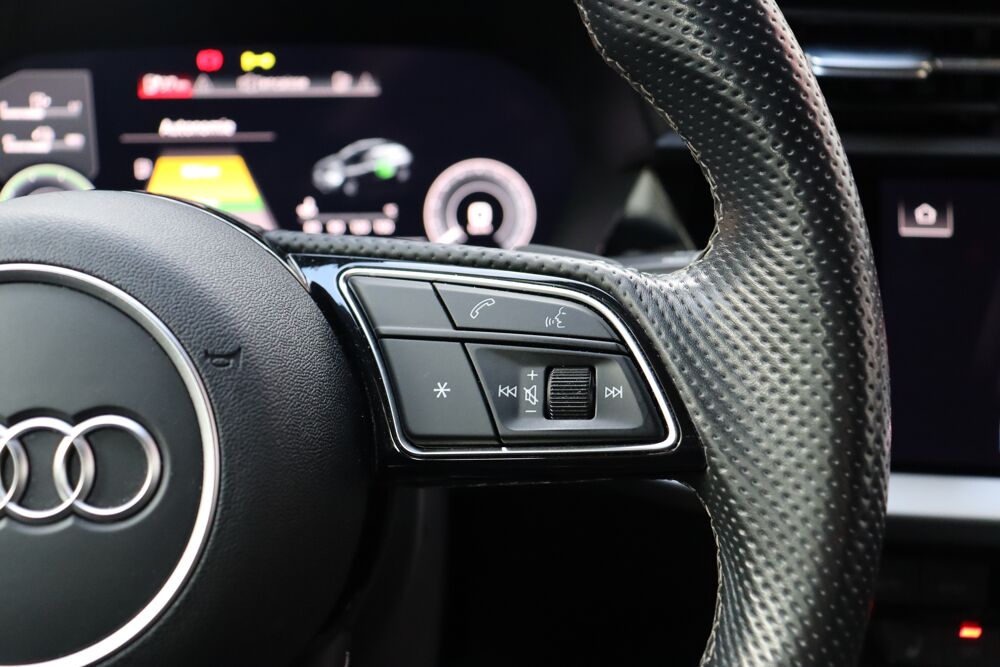 A3 Sportback 45 TFSIe 245 S-Line Stronic6 (Meplat, CarPlay) 2021 occasion 88000 &Eacute;pinal