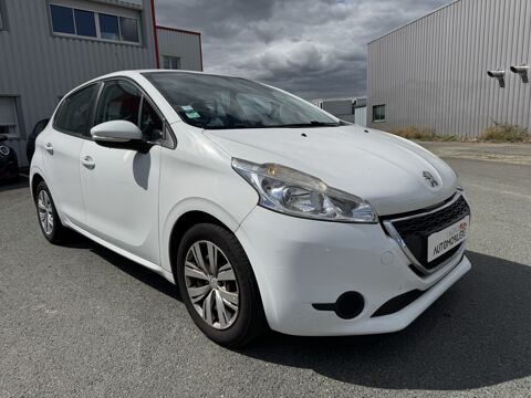 208 1.2 E-VTI 82 ETG5 ACTIVE | BOITE AUTO | DISTRIBUTION OK 10/2 2014 occasion 44860 Pont-Saint-Martin