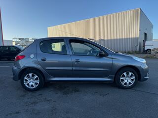 206 1.4l hdi 70ch TRENDY 2009 occasion 44860 Pont-Saint-Martin