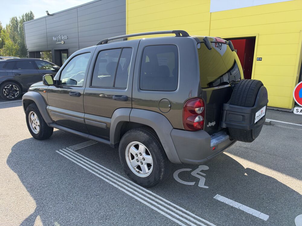 Cherokee 2.8 CRD LIMITED BVA 2006 occasion 76760 Yerville