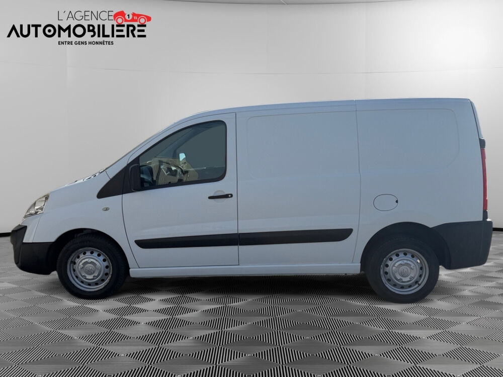Proace FOURGON L1H1 2.0 D-4D 128 cv 2014 occasion 51000 Ch&acirc;lons-en-Champagne