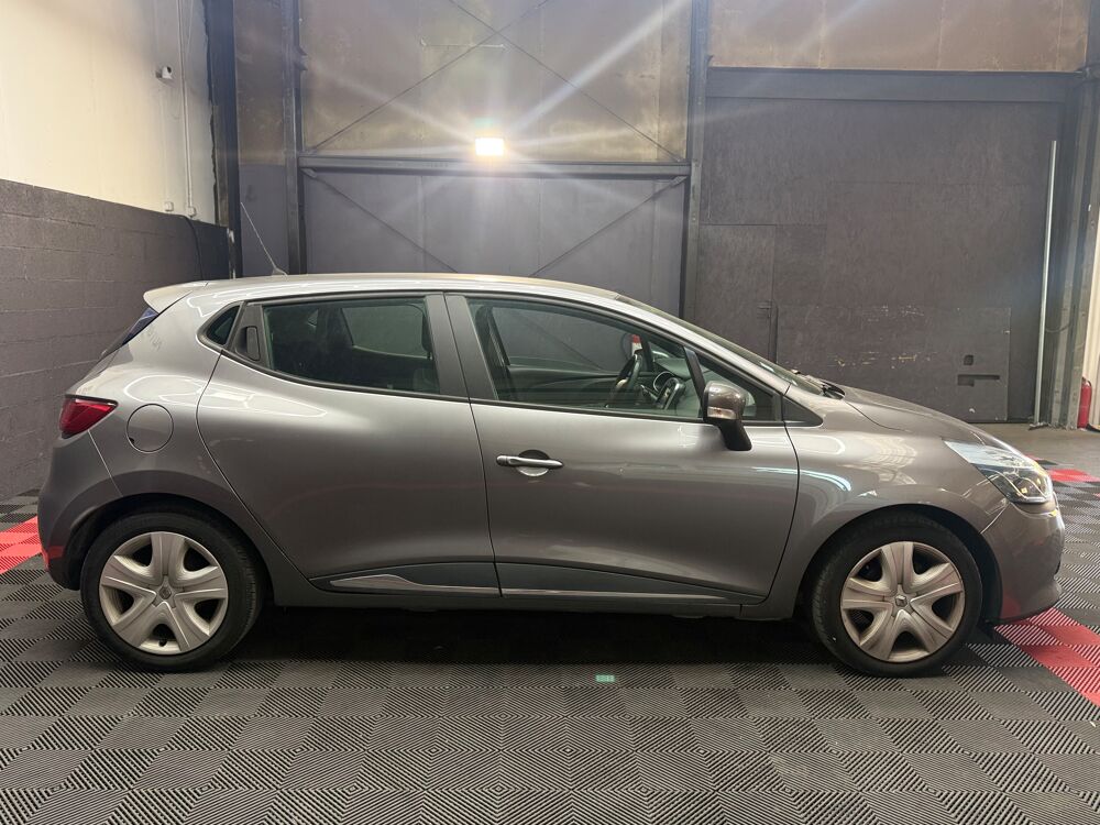 Clio Business 2015 occasion 78680 &Eacute;p&ocirc;ne